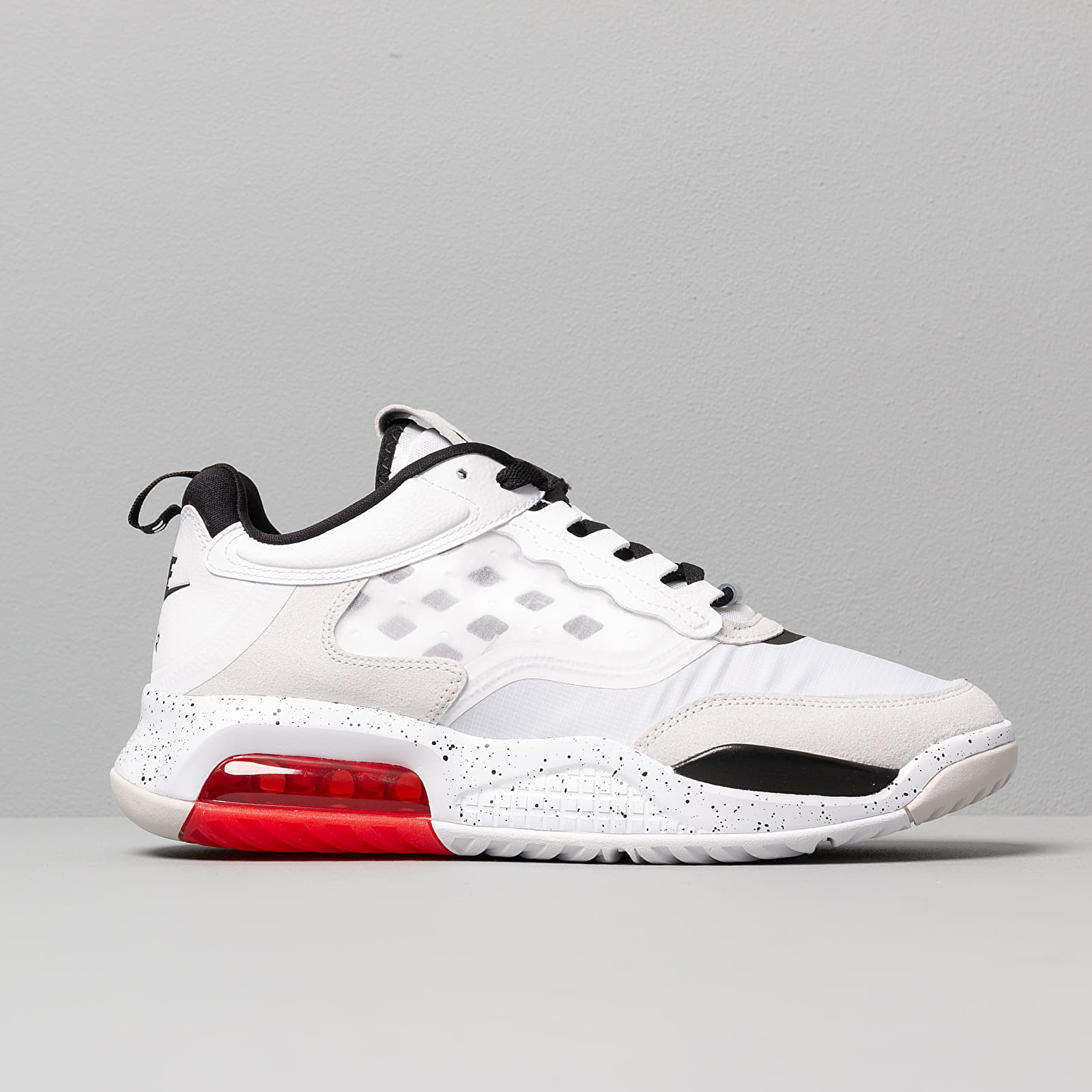 Herren Sneaker und Schuhe Jordan Max 200 White/ Black-Challenge Red-Vast Grey