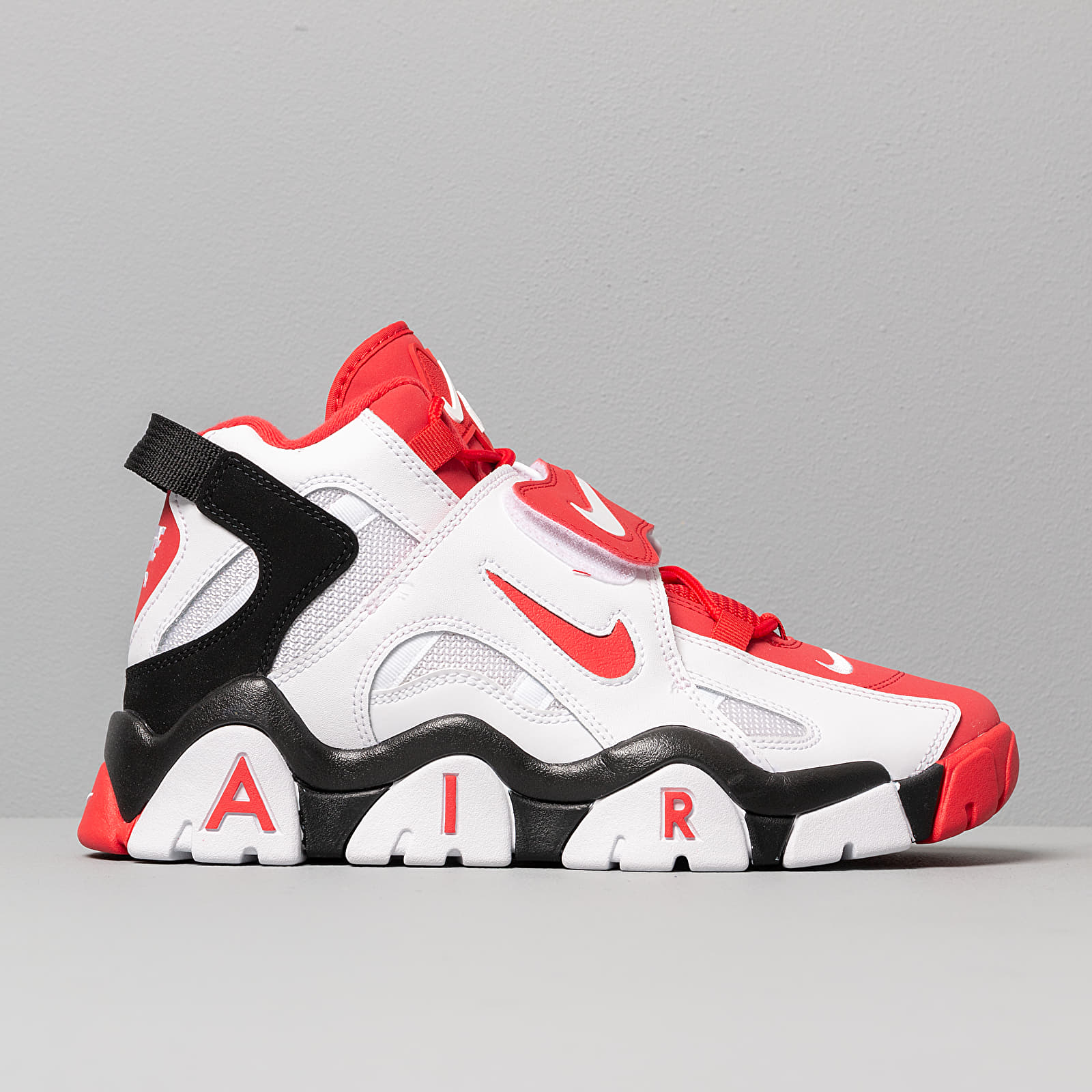 Nike air mid on sale barrage