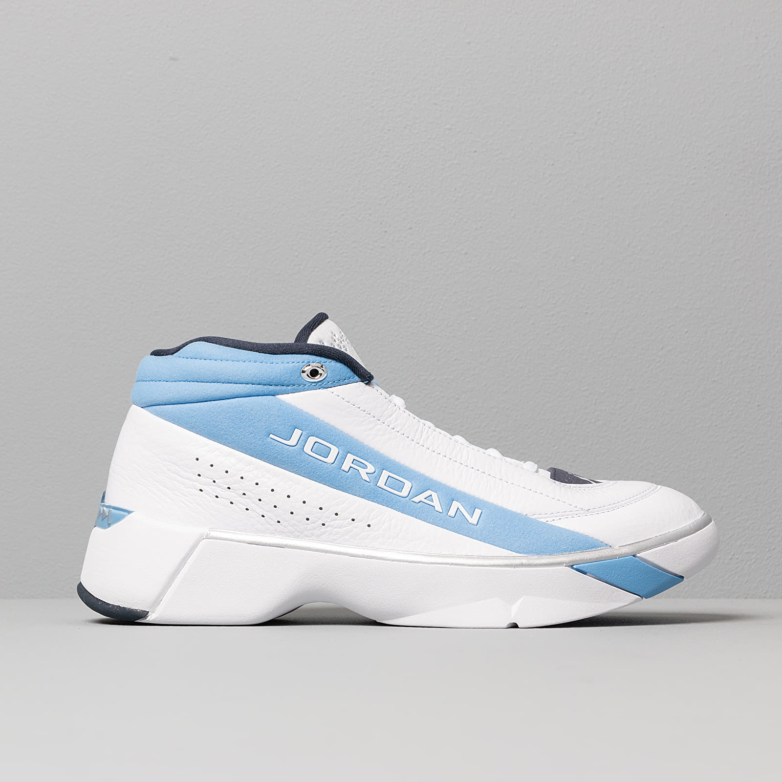 Pánské tenisky a boty Jordan Team Showcase True White/ True White-Legend Blue