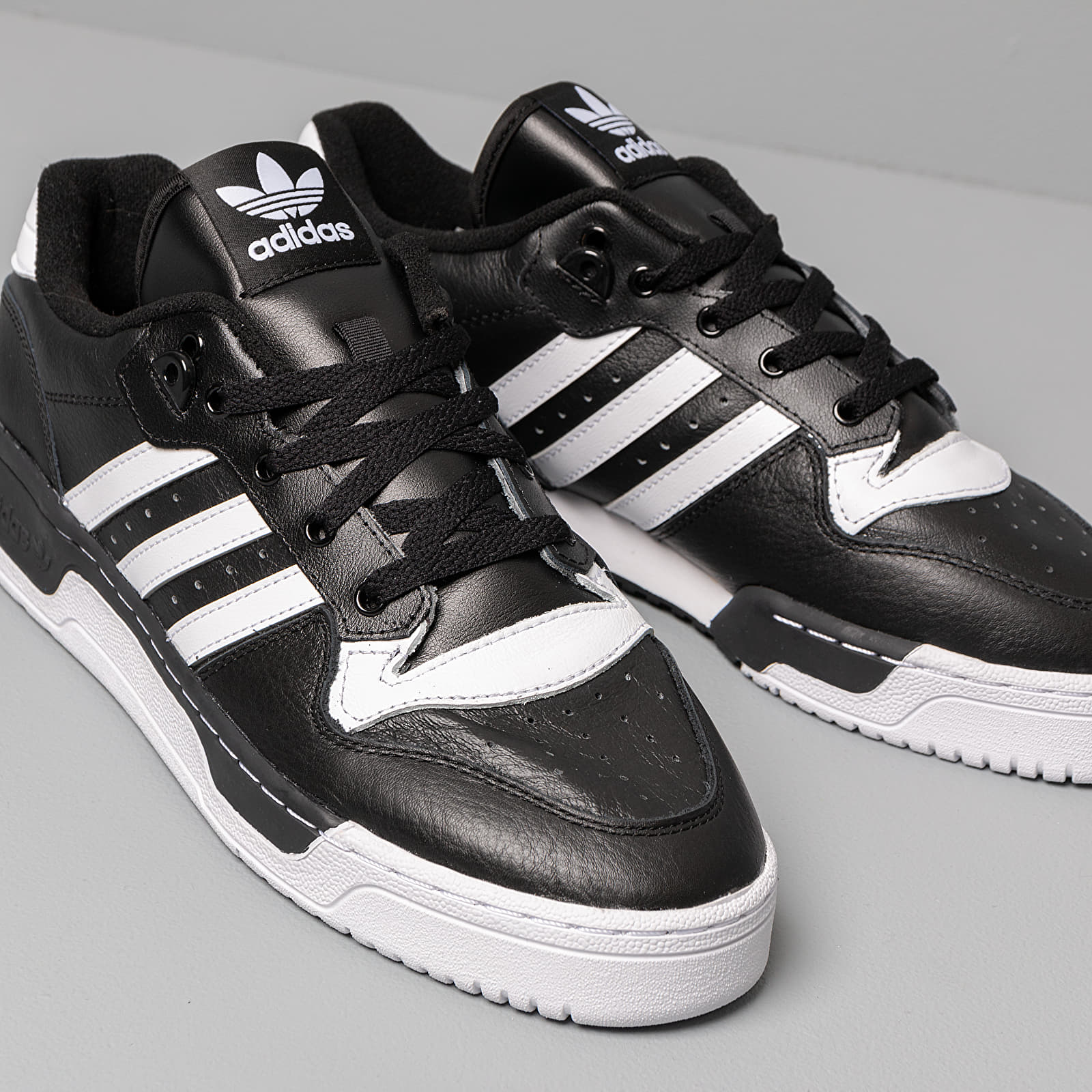 Men's shoes adidas Rivalry Low Core Black/ Ftw White/ Ftw White 