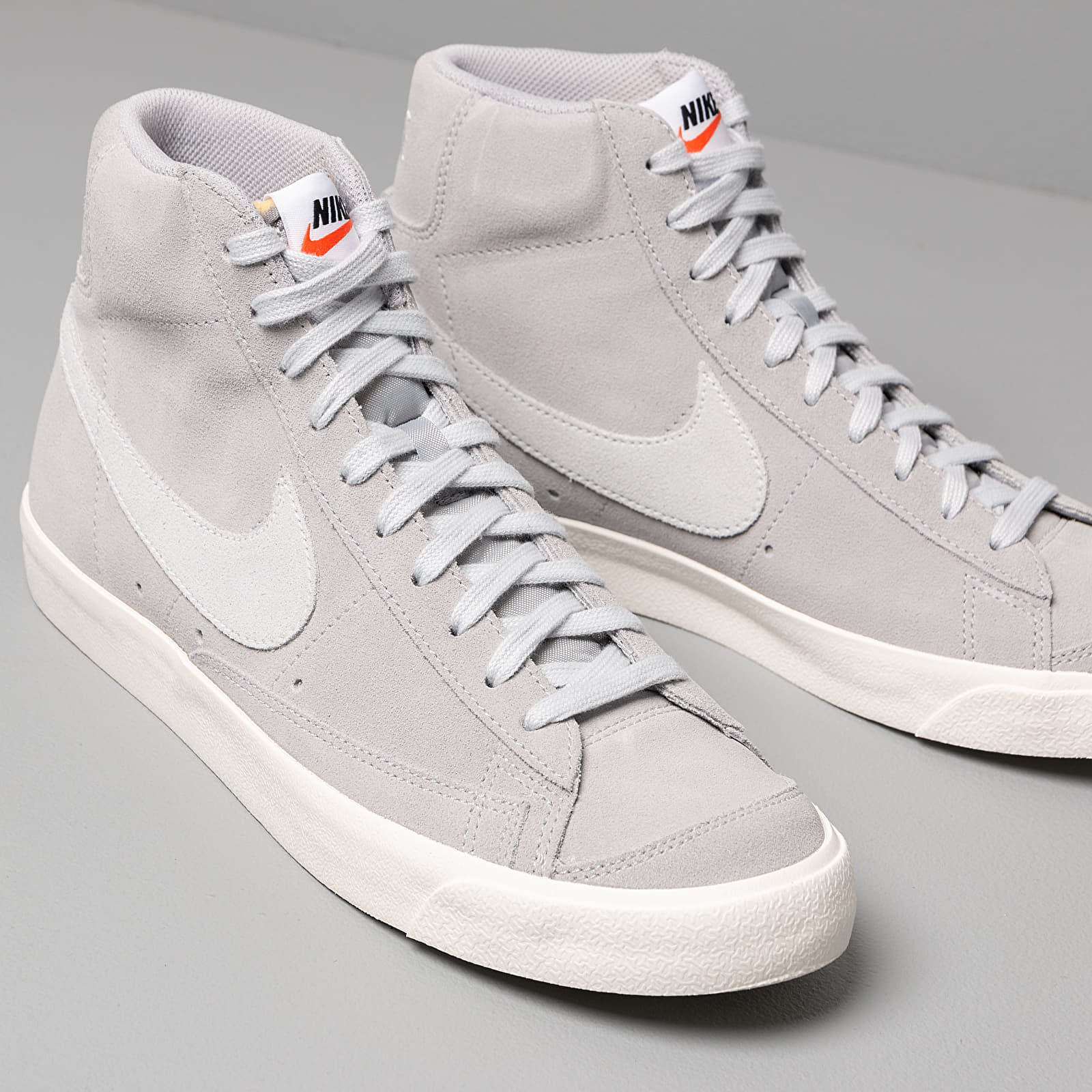 Men s shoes Nike Blazer Mid 77 Suede Wolf Grey Pure Platinum Sail Footshop