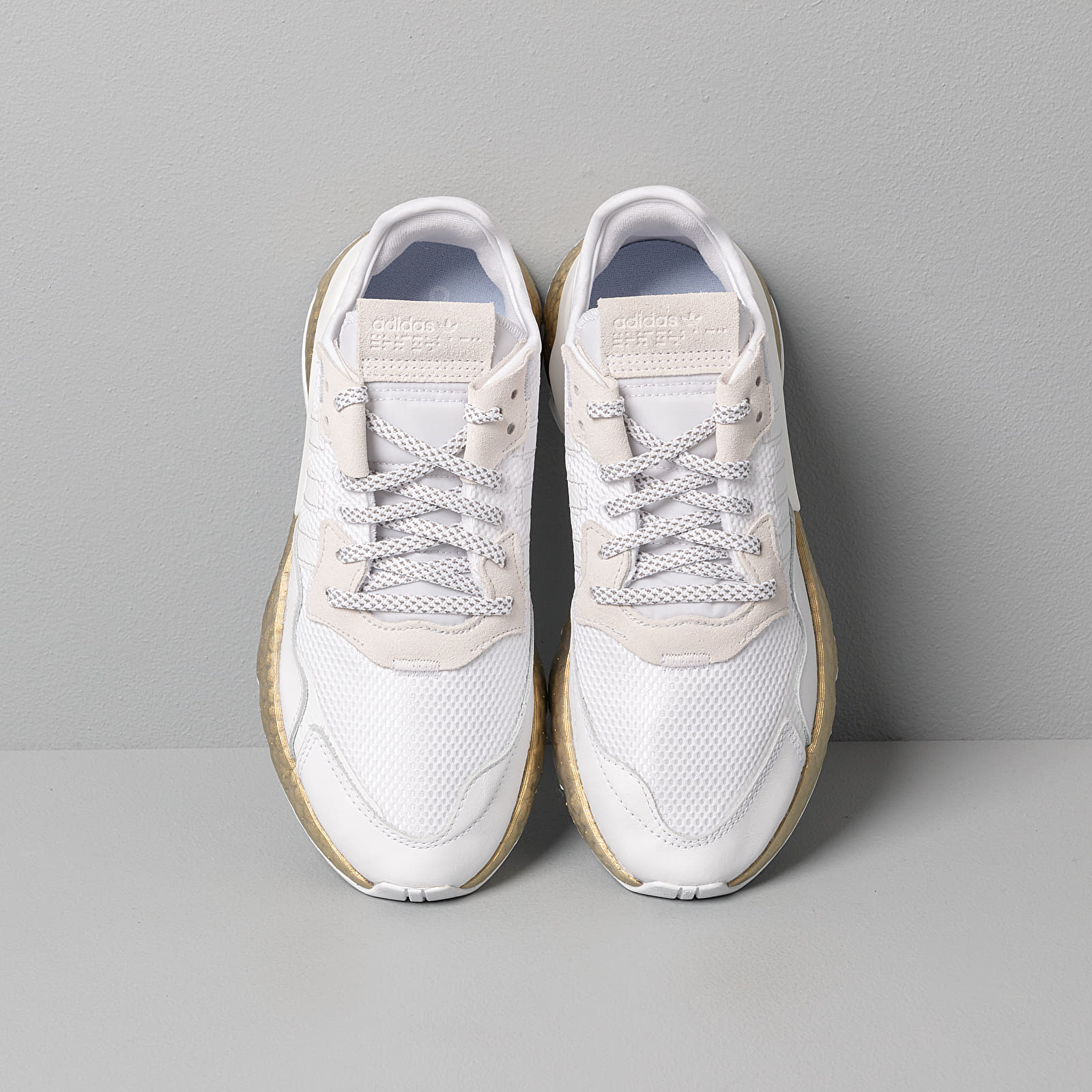 Ženski čevlji adidas Nite Jogger W Ftw White/ Periwinkle/ Gold Metalic