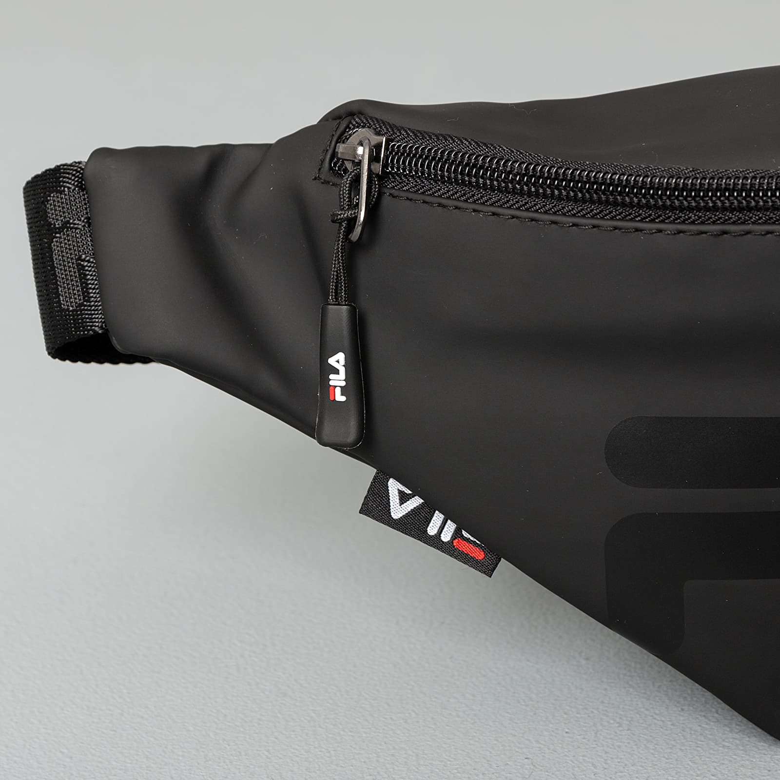 Hip bags FILA Waist Bag Black Footshop