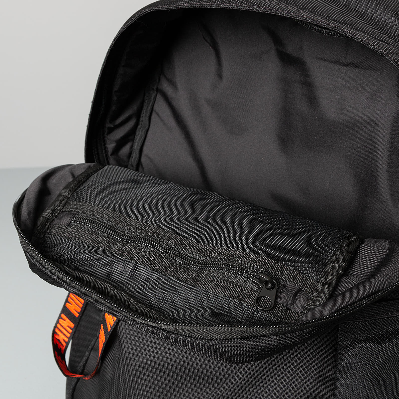 Rucsacuri Nike Sportswear Essentials Backpack Black/ Black/ White