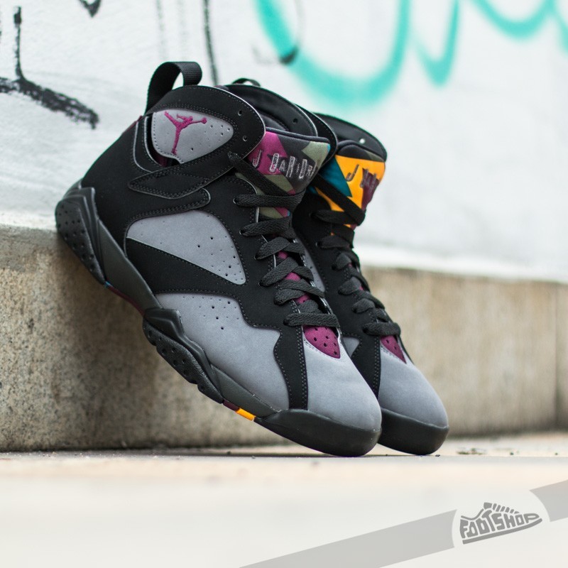Chaussures et baskets homme Air Jordan 7 Retro Black/Bordeaux