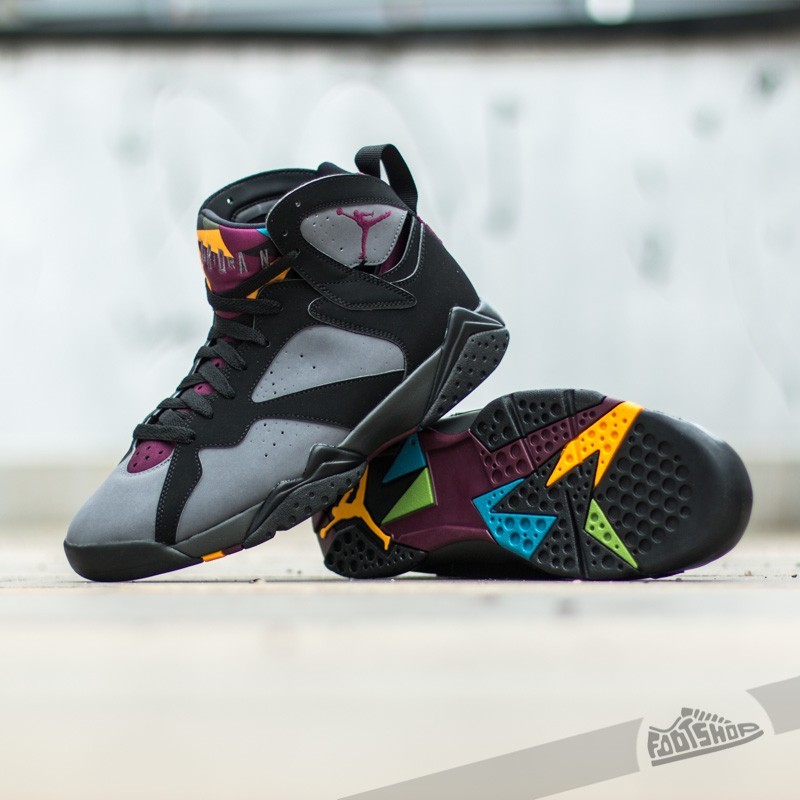 Scarpe uomo Air Jordan 7 Retro Black/Bordeaux-Light Graphite
