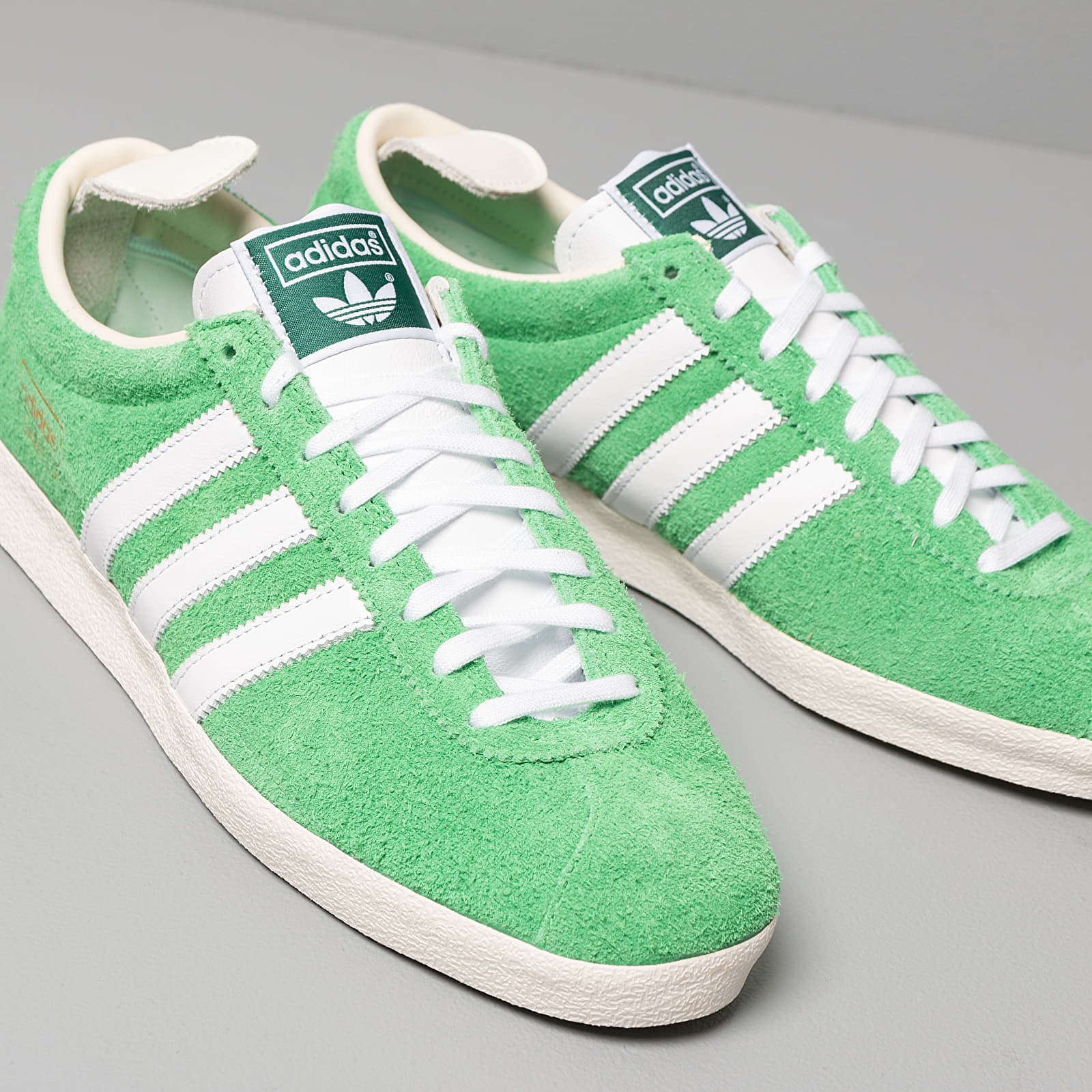 adidas vintage gazelle green
