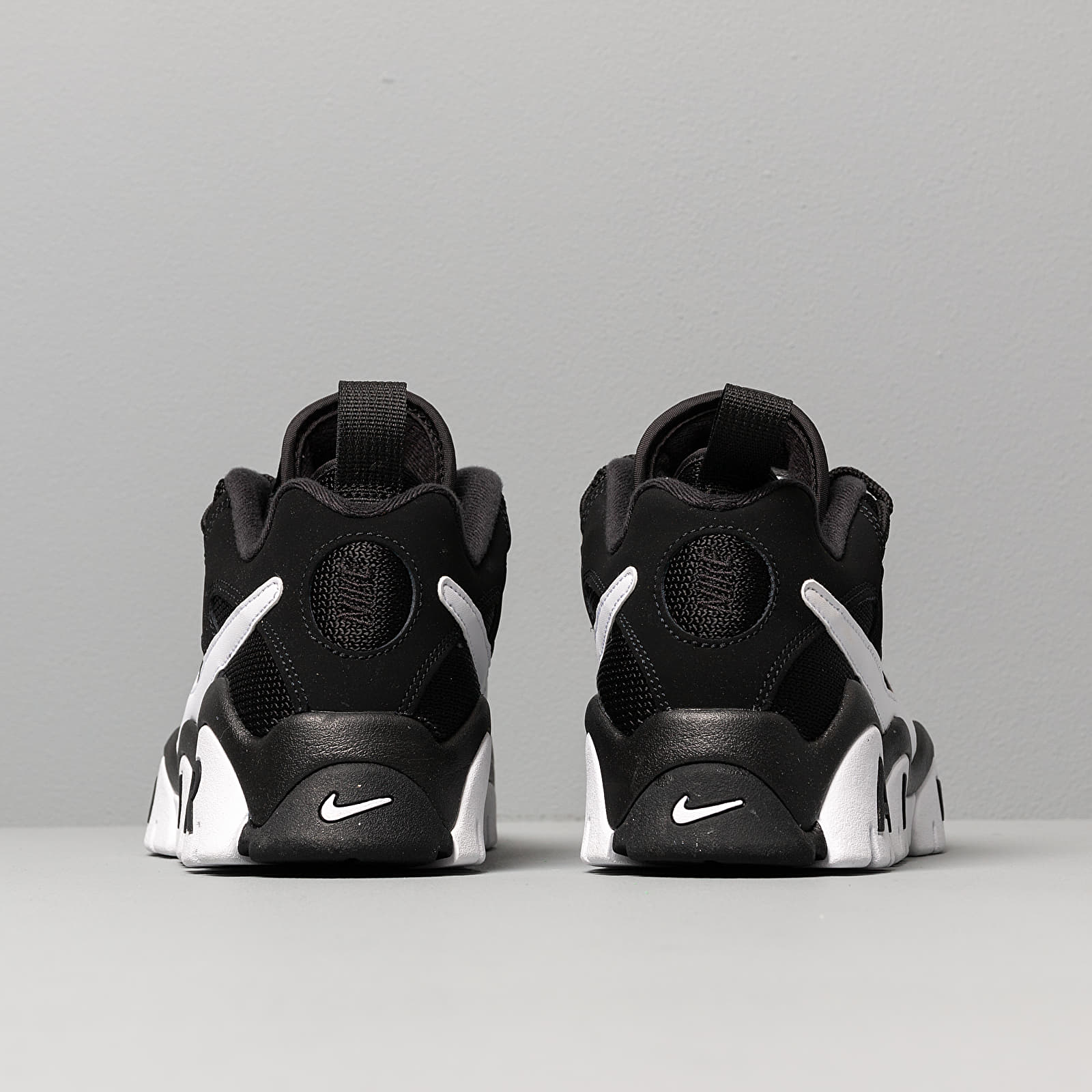 Scarpe uomo Nike Air Barrage Low Black/ White-White