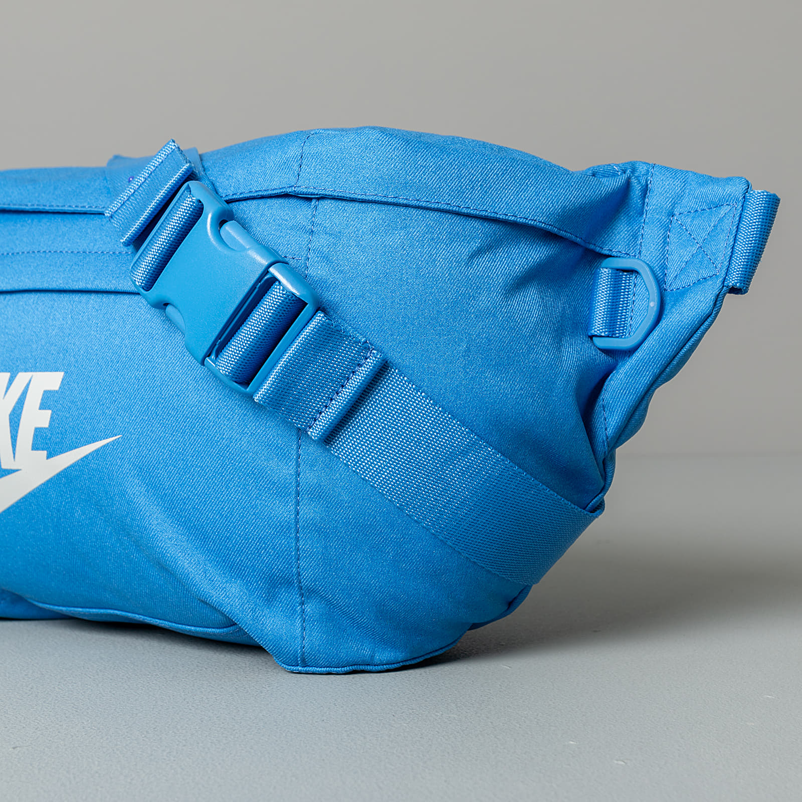 Nike tech sale hip pack blue