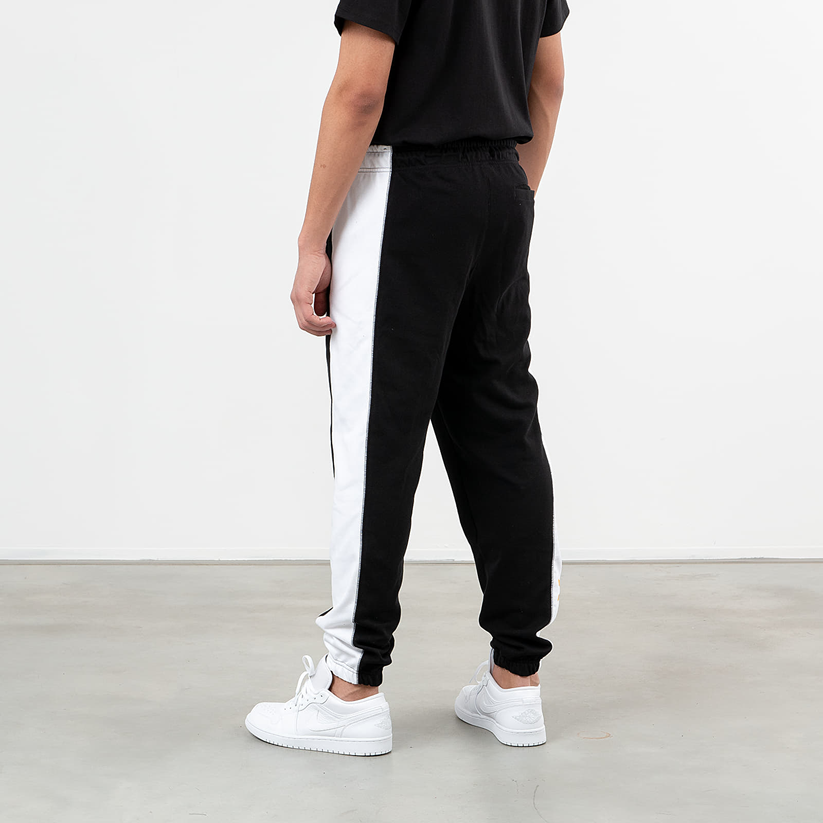 Pantaloni Jordan Sport DNA Hybrid Pants Black/ White/ Multi Color