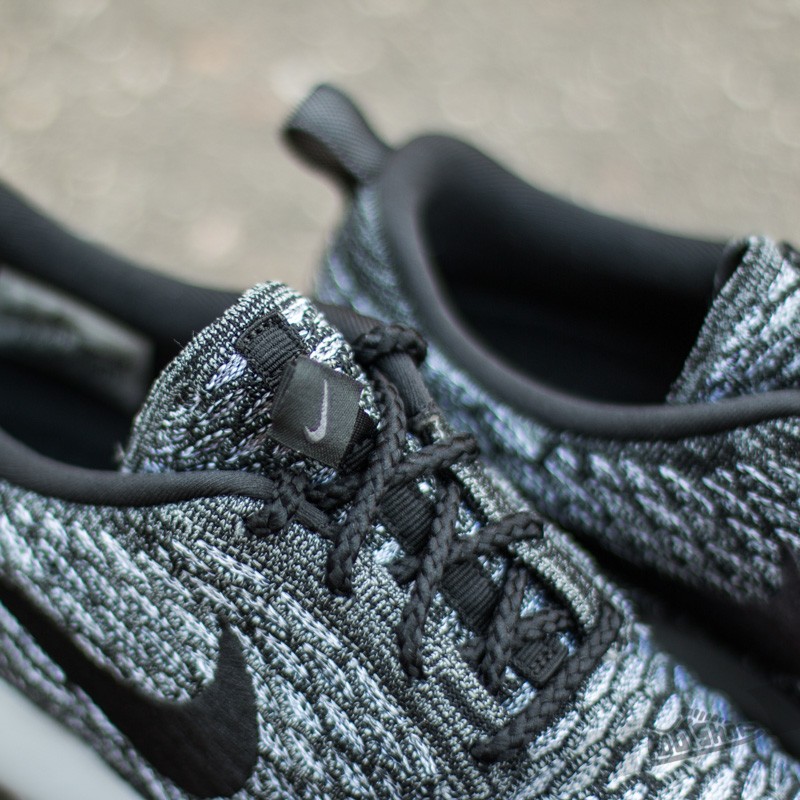 Womens grey nike roshe store