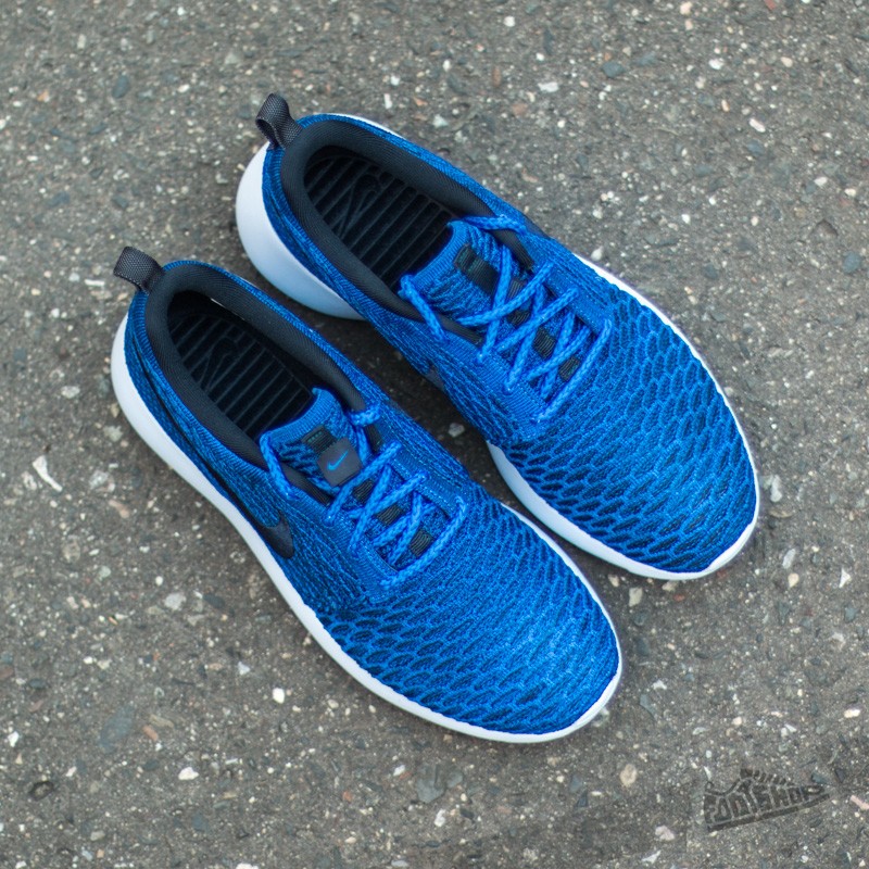 Buty damskie Nike Wmns Roshe One Flyknit Game Royal/Dark Obsidian-Black
