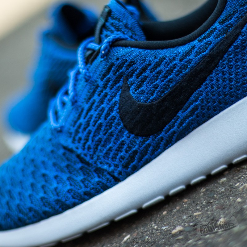 Buty damskie Nike Wmns Roshe One Flyknit Game Royal/Dark Obsidian-Black