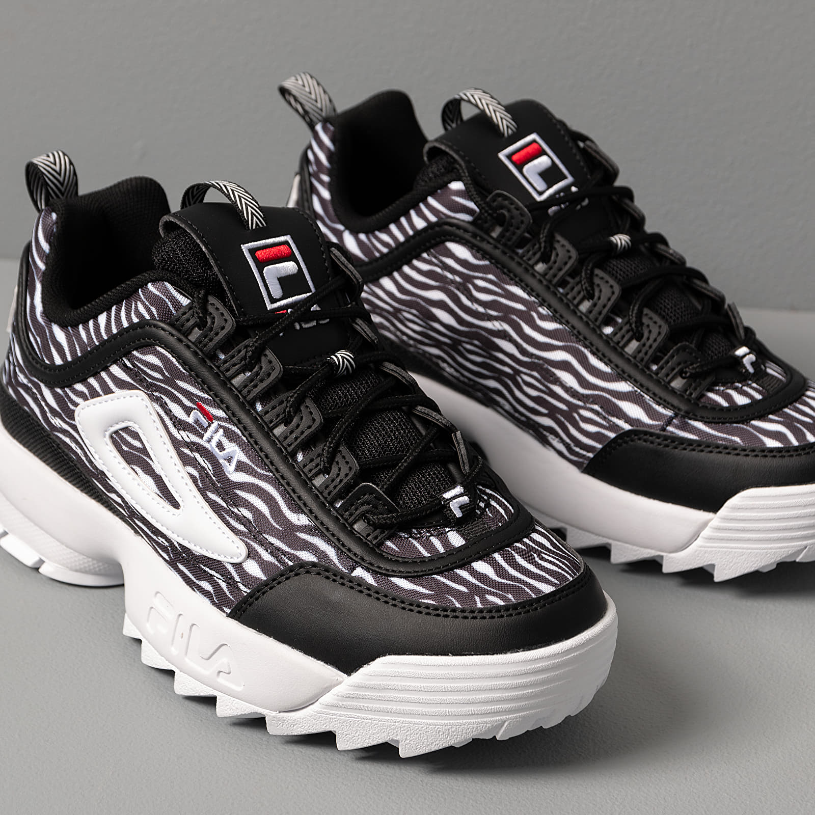 Fila disruptor animal hot sale