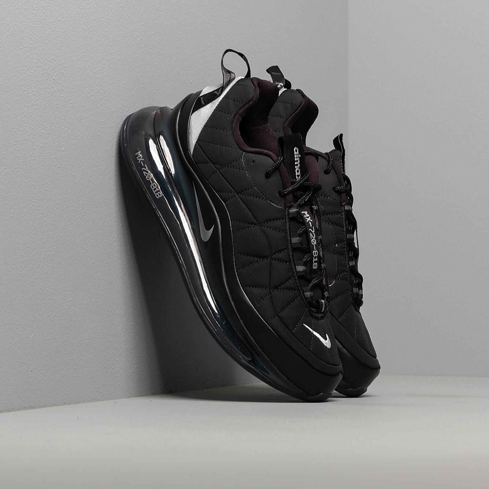 Chaussures et baskets femme Nike W Mx-720-818 Black/ Metallic  Silver-Black-Anthracite | Footshop