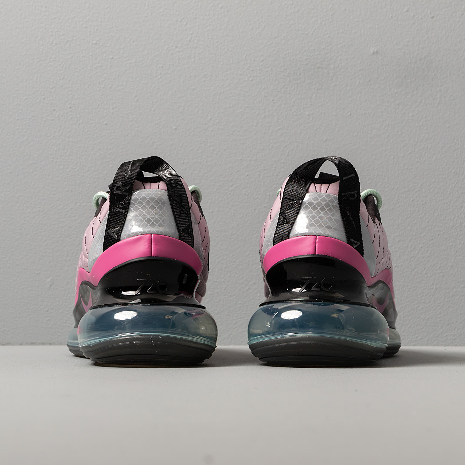 Zapatillas mujer Nike W Mx-720-818 Iced Lilac/ Cosmic Fuchsia-Black