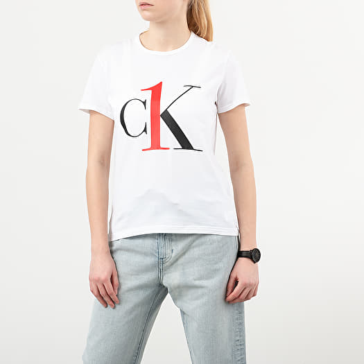 Calvin klein white t shirt red logo sales