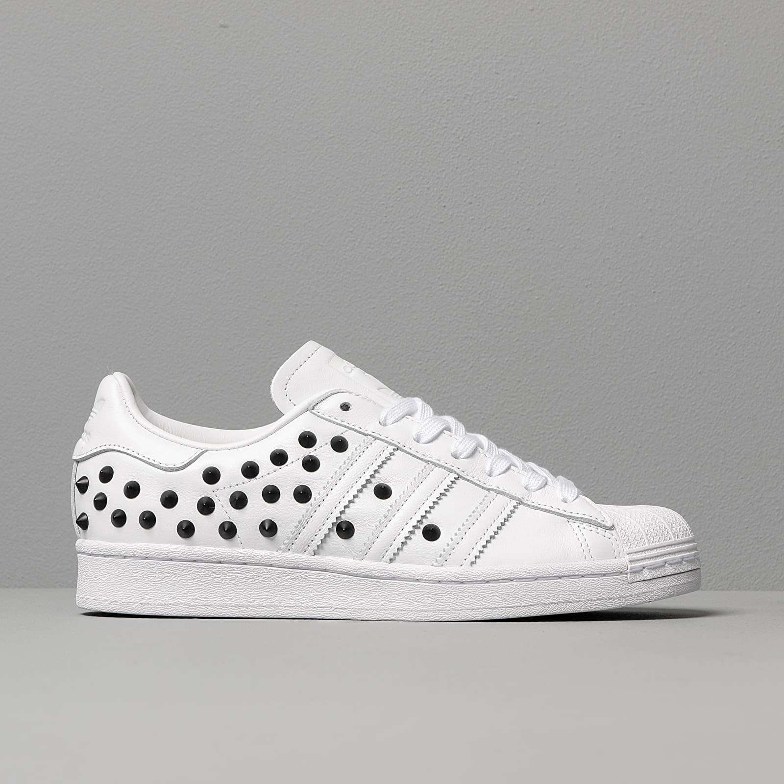 Adidas black and deals white polka dot shoes
