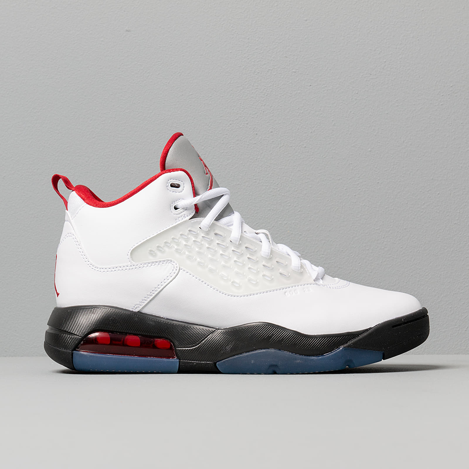 Miesten kengät Jordan Maxin 200 White/ Gym Red-Black-Reflect Silver