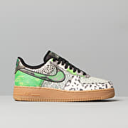 Air force 1 qs on sale black/green spark/gum men's shoe