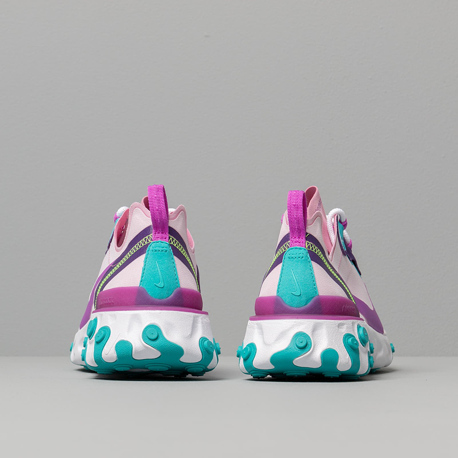 Nike react element 55 violet on sale