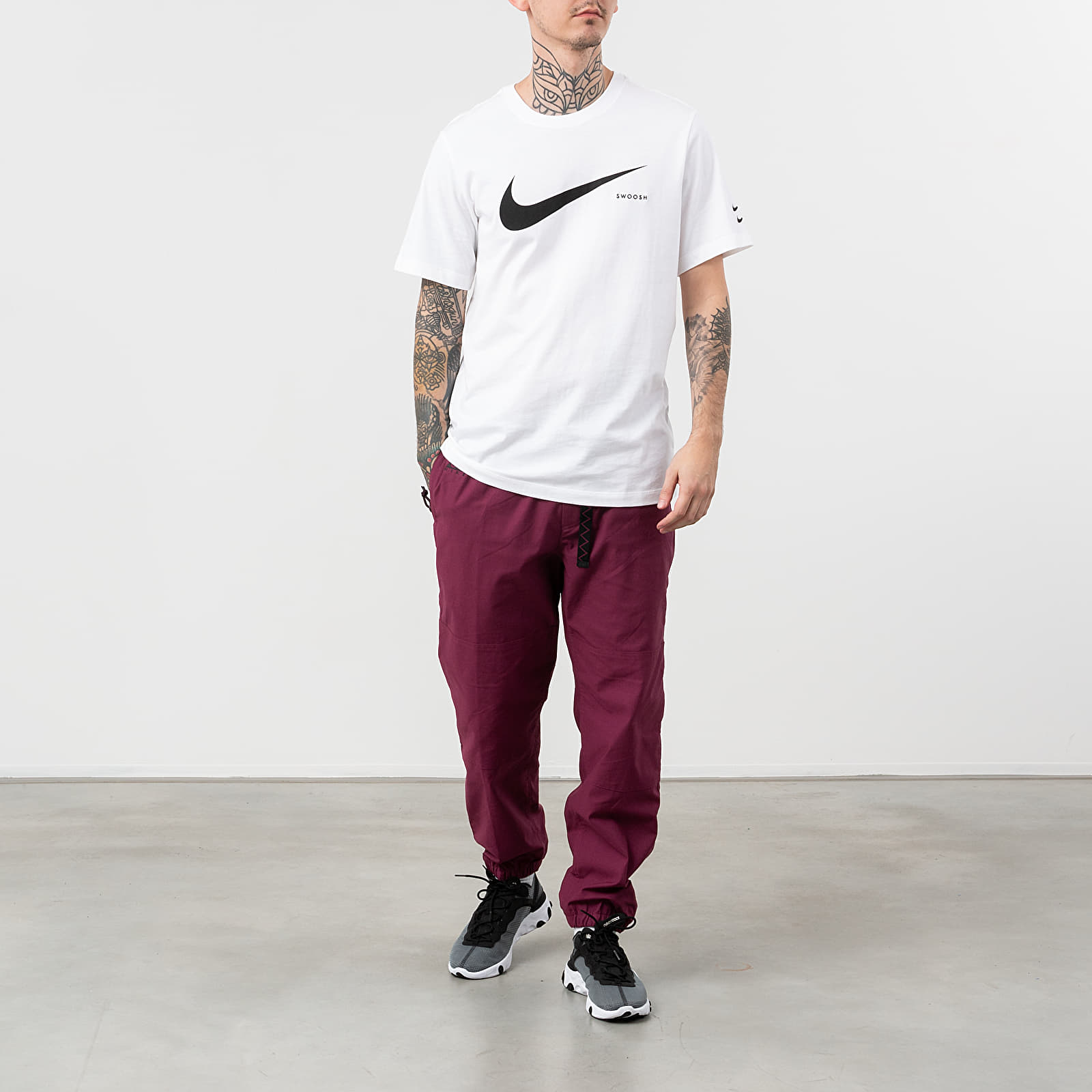 Bukser Nike ACG Trail Pants Villain Red/ Black/ Black