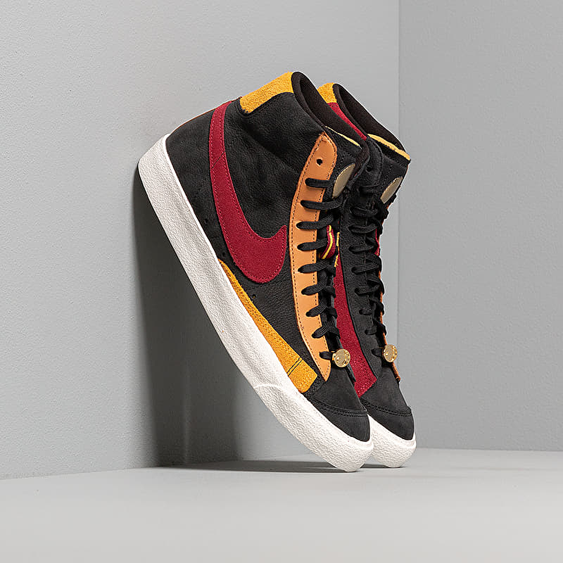 Nike W Blazer Mid '77 QS Black/ Team Red-University Gold-Flax