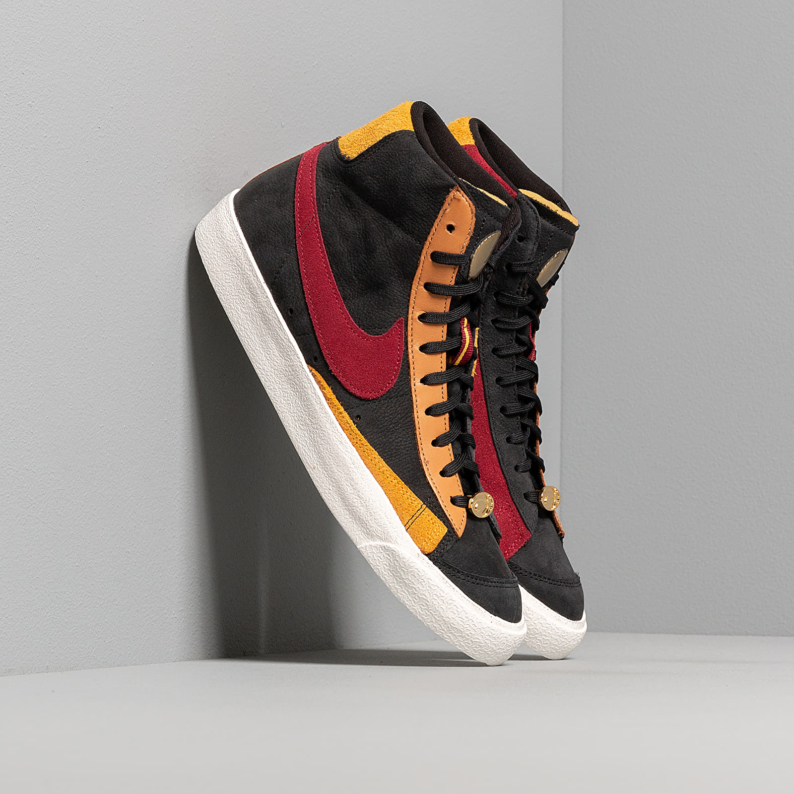 Blazer mid '77 on sale og qs women's