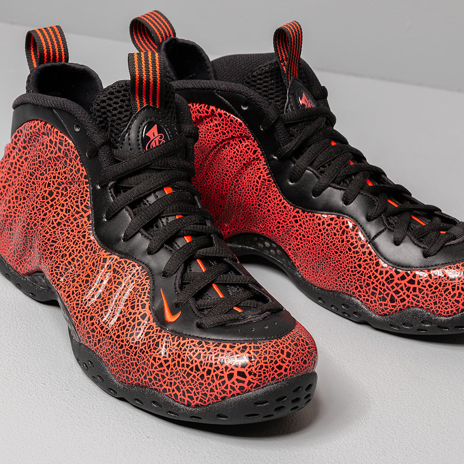 Nike foamposite homme bordeaux top