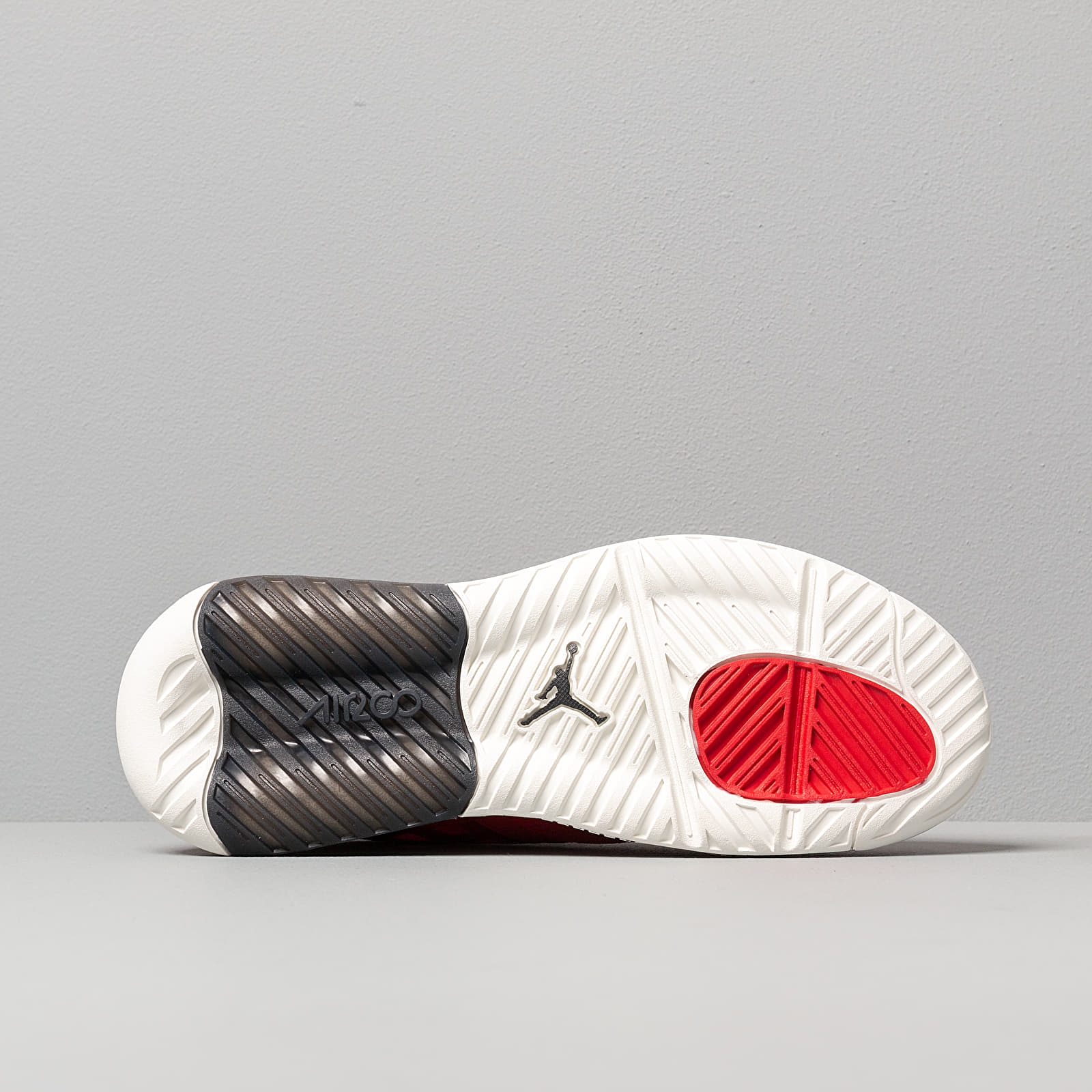 Pánske tenisky a topánky Jordan Max 200 Fire Red/ Black-Sail