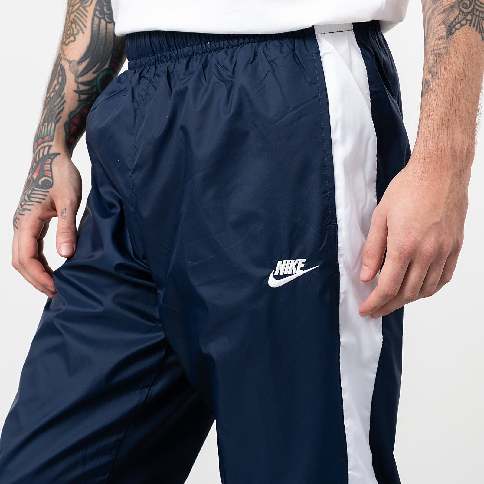 Hoodies and sweatshirts Nike Sportswear CE Woven Track Suit Midnight Navy White Midnight Navy White Footshop