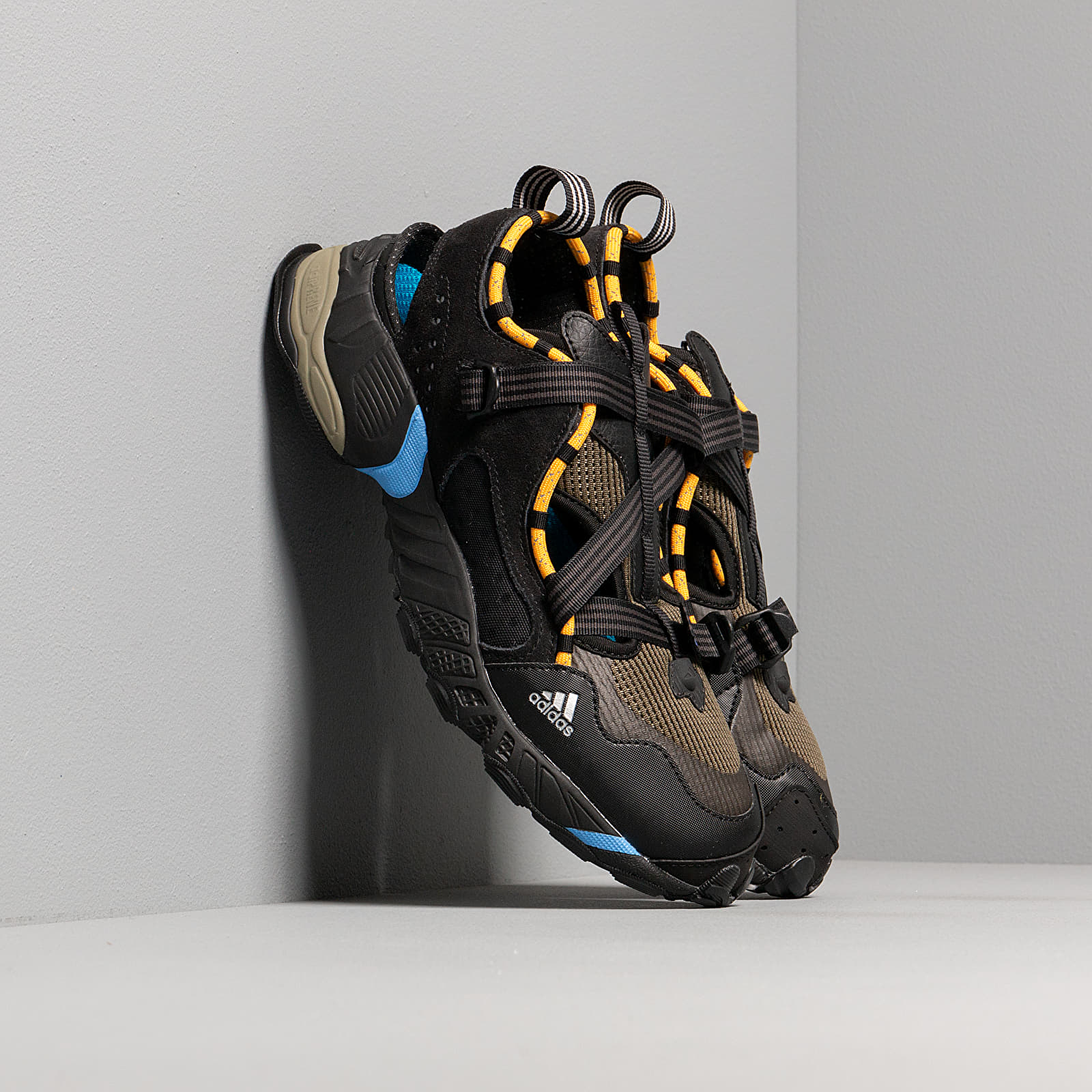 Men's shoes adidas Novaturbo H6100LT Core Black/ Active Gold/ Mesa