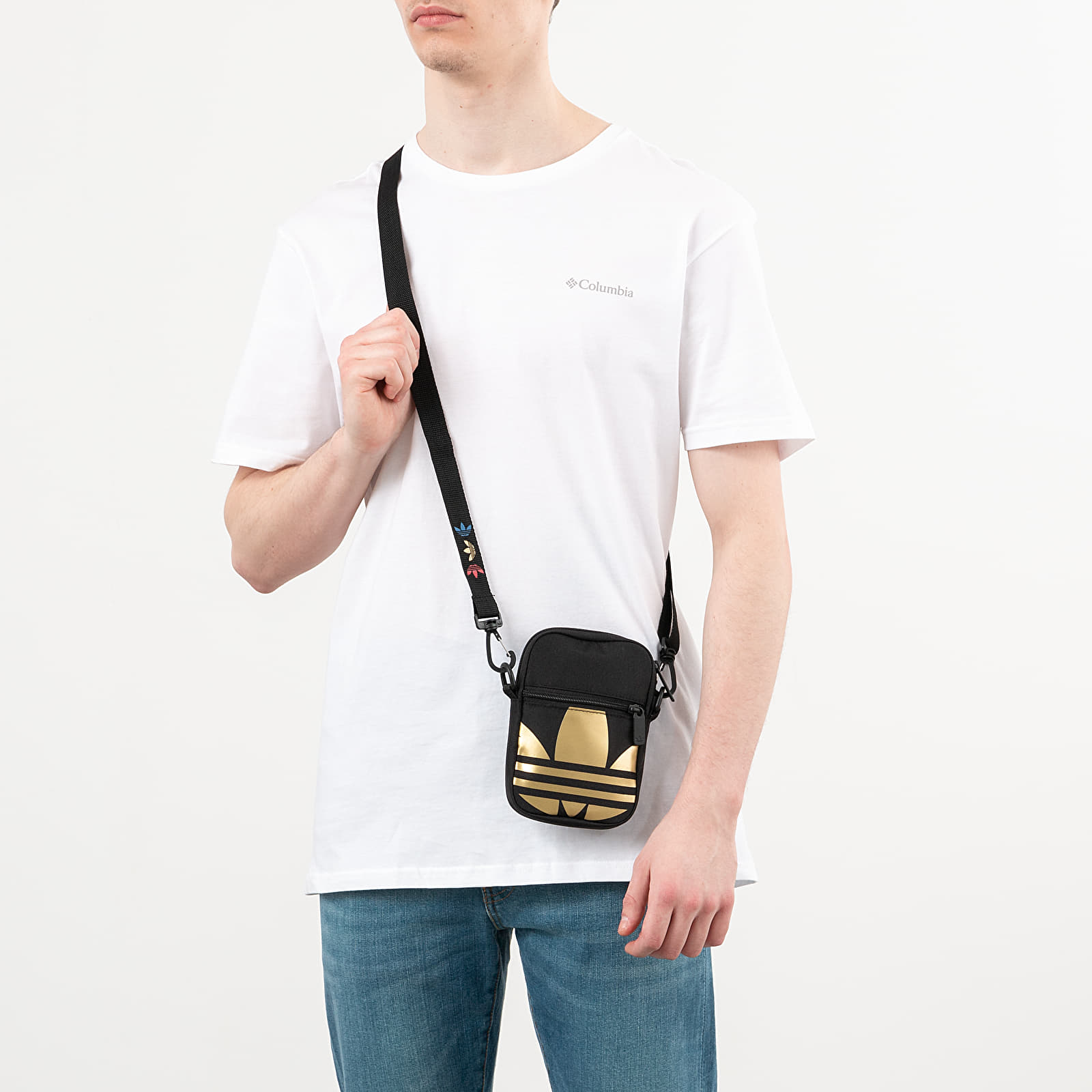 Adidas trefoil store festival crossbody bag