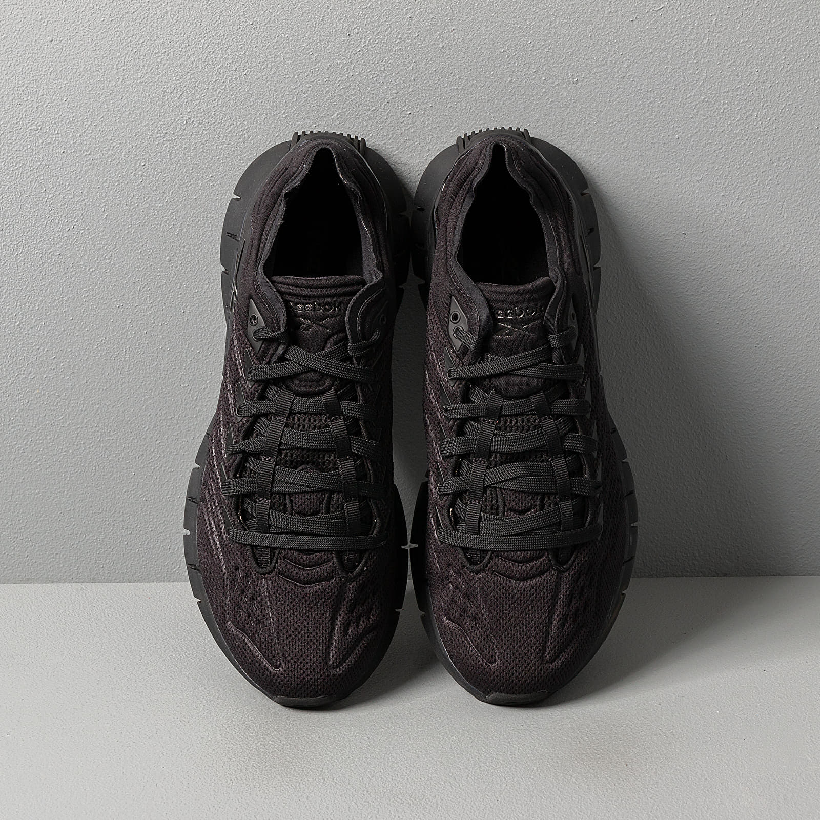 Men's shoes Reebok Zig Kinetica Black/ Black/ True Grey 7