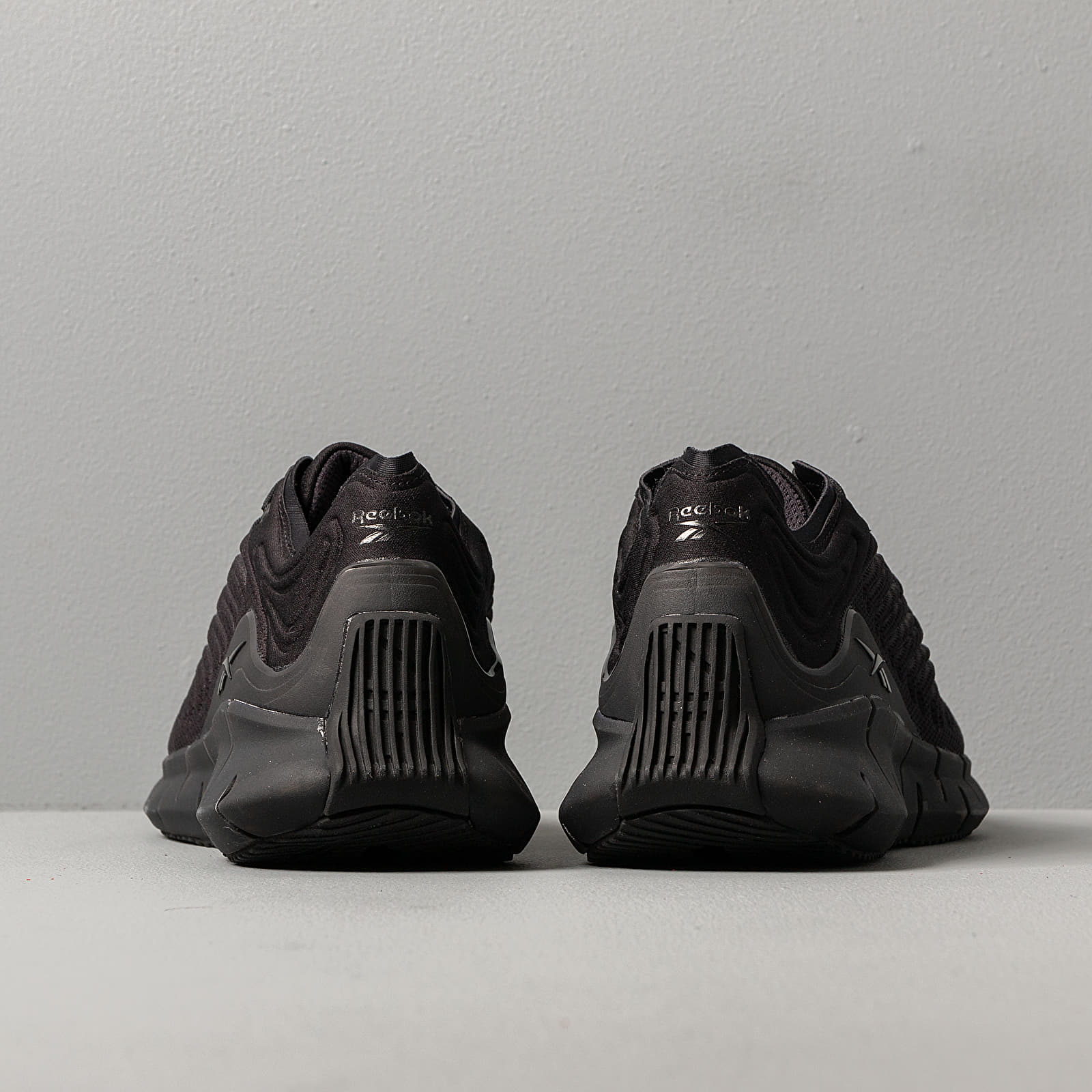 Men's shoes Reebok Zig Kinetica Black/ Black/ True Grey 7