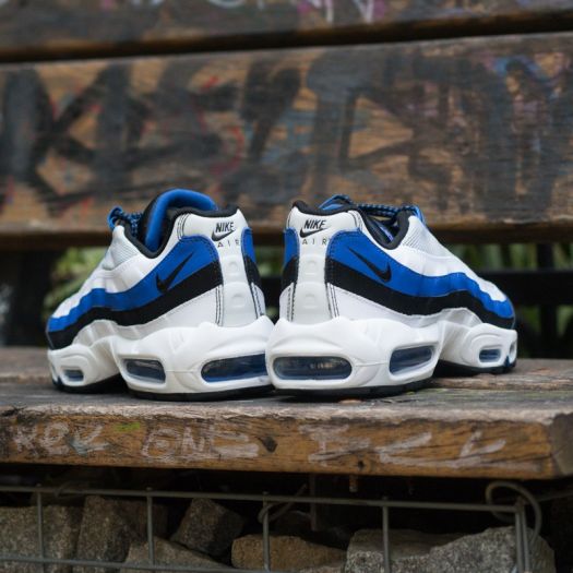 Nike Air Max 95 Essential