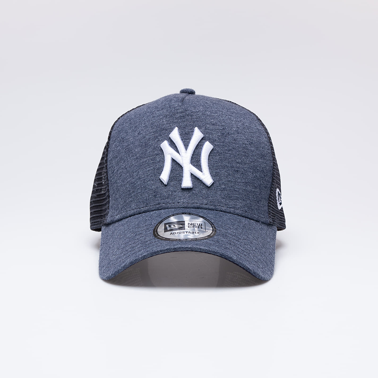 Šiltovky New Era MLB Jersey Essential A Frame New York Yankees Trucker Navy