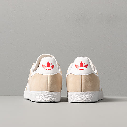 adidas gazelle silver green womens adidas Originals Gazelle W Savannah/f