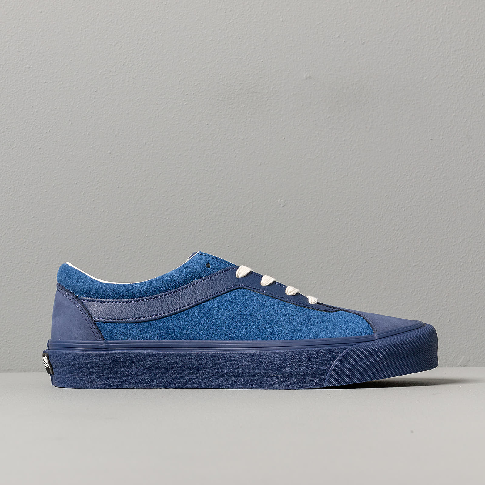 Vans bold sales ni lx