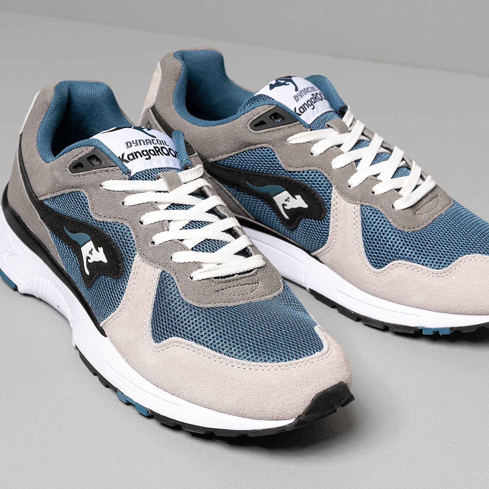 Kangaroo running new arrivals shoes