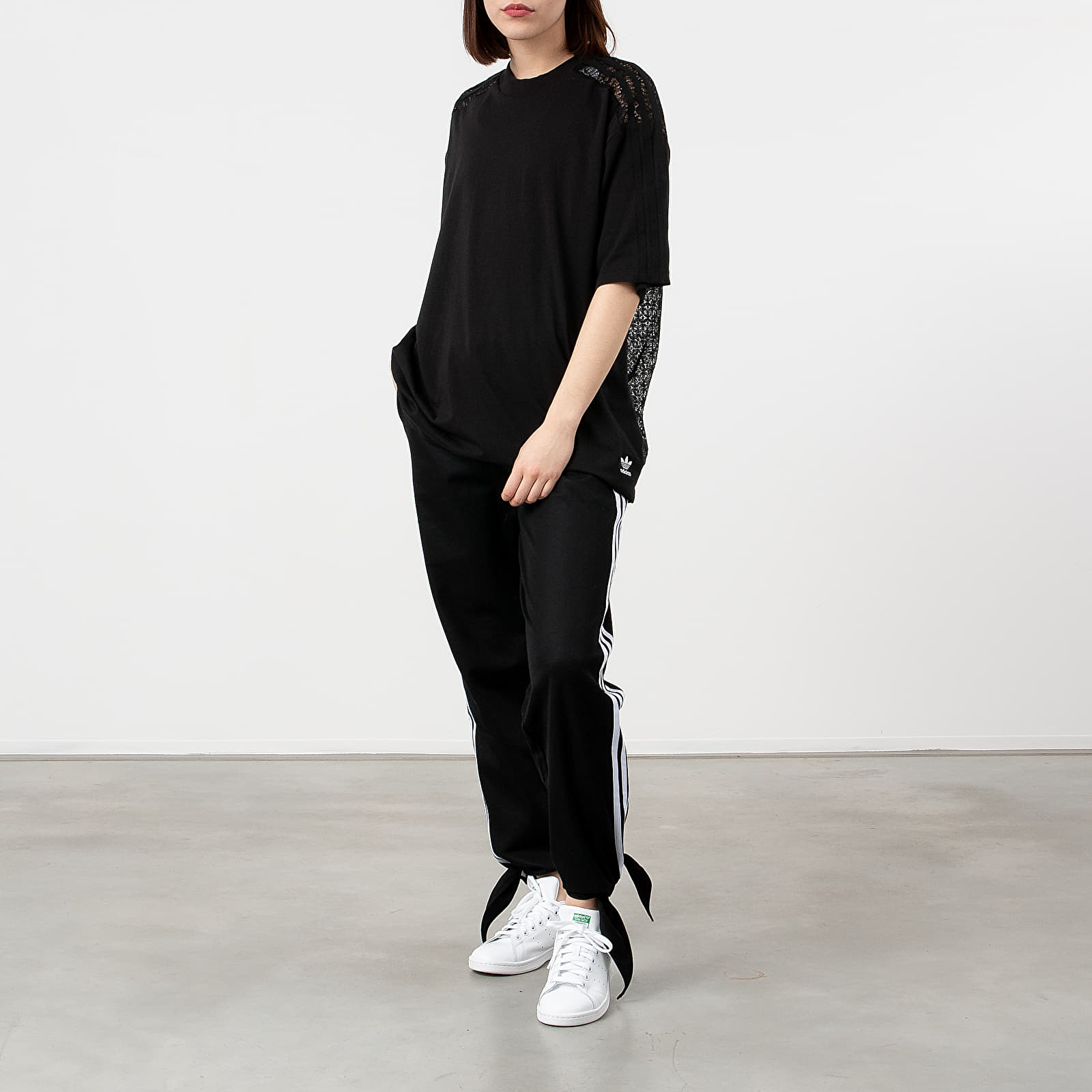 Marškinėliai adidas Lace Back Tee Black
