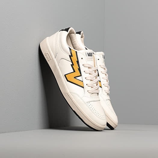 Vats sports shoes sale