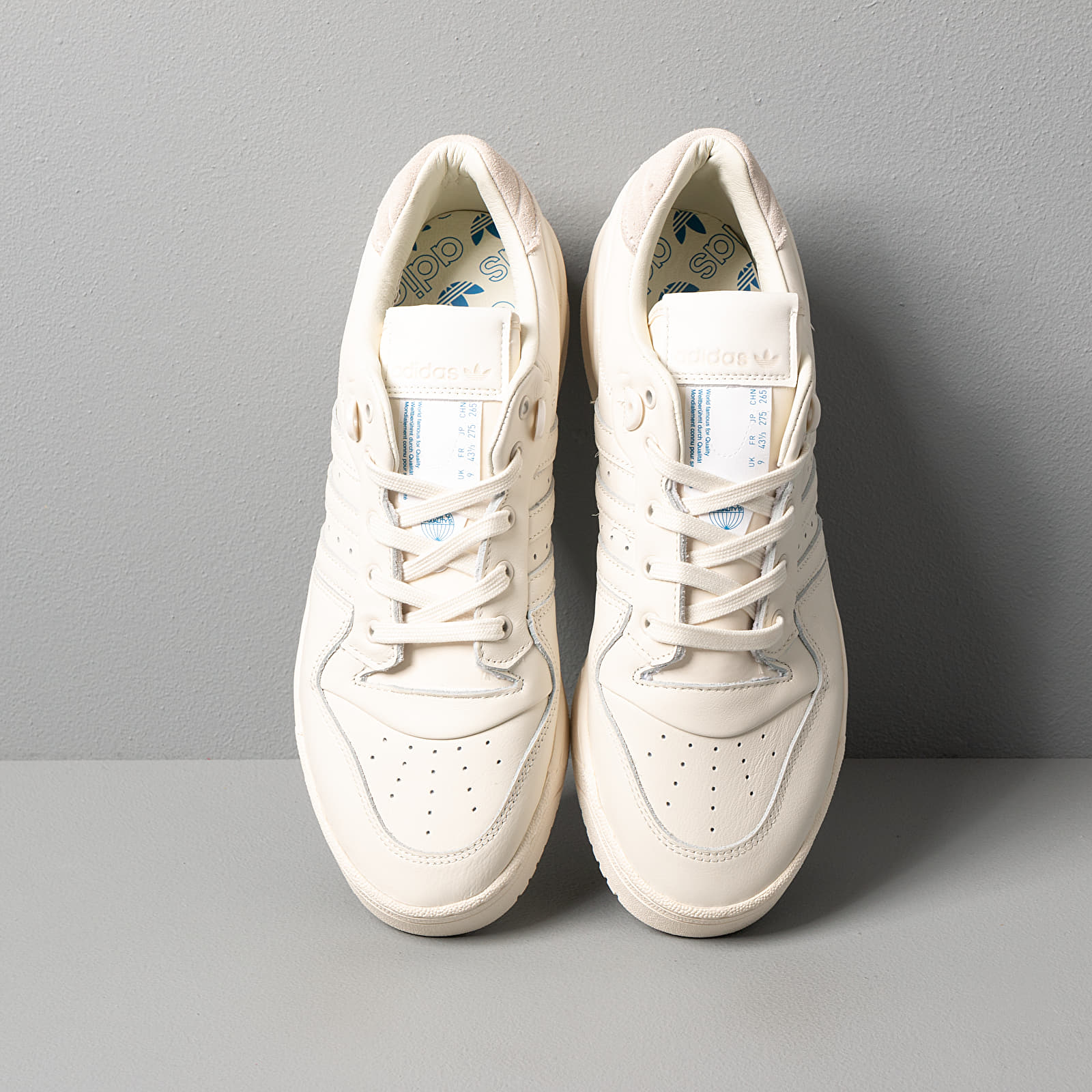 adidas originals rivalry low trainers in off white