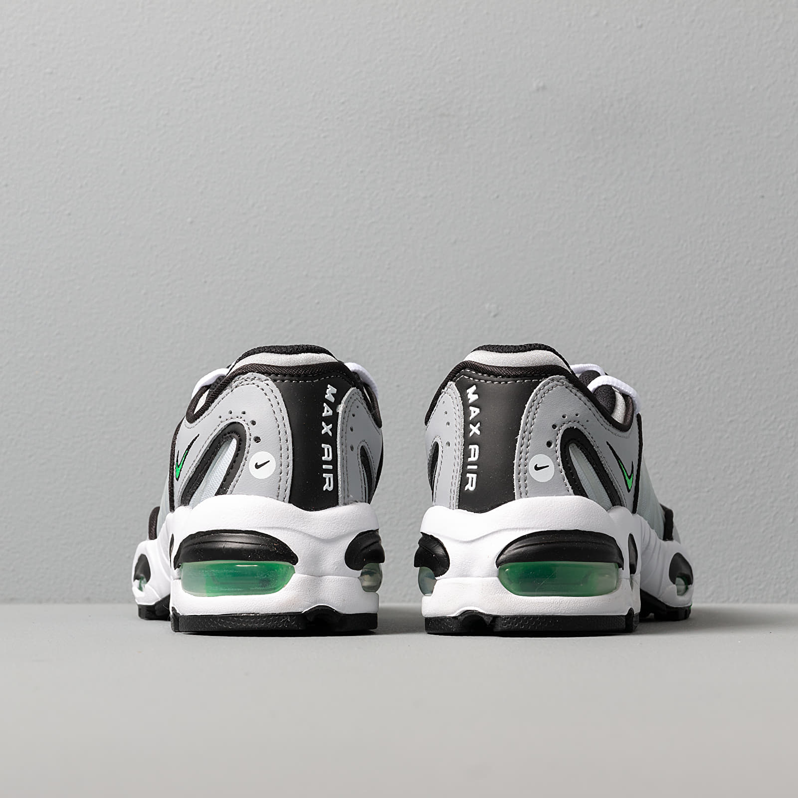 Buty dziecięce Nike Air Max Tailwind IV (GS) Wolf Grey/ Green Spark-White-Black