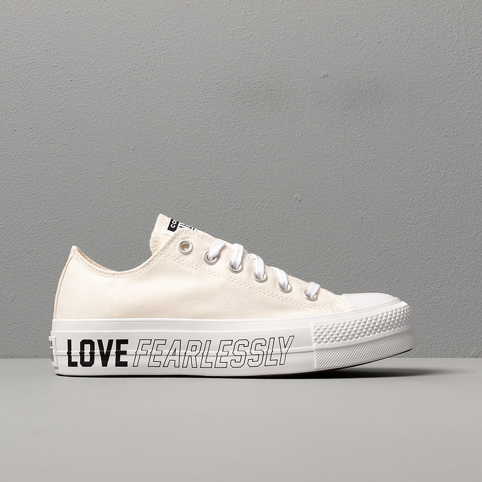 Női cipők Converse Chuck Taylor All Star Lift Bone