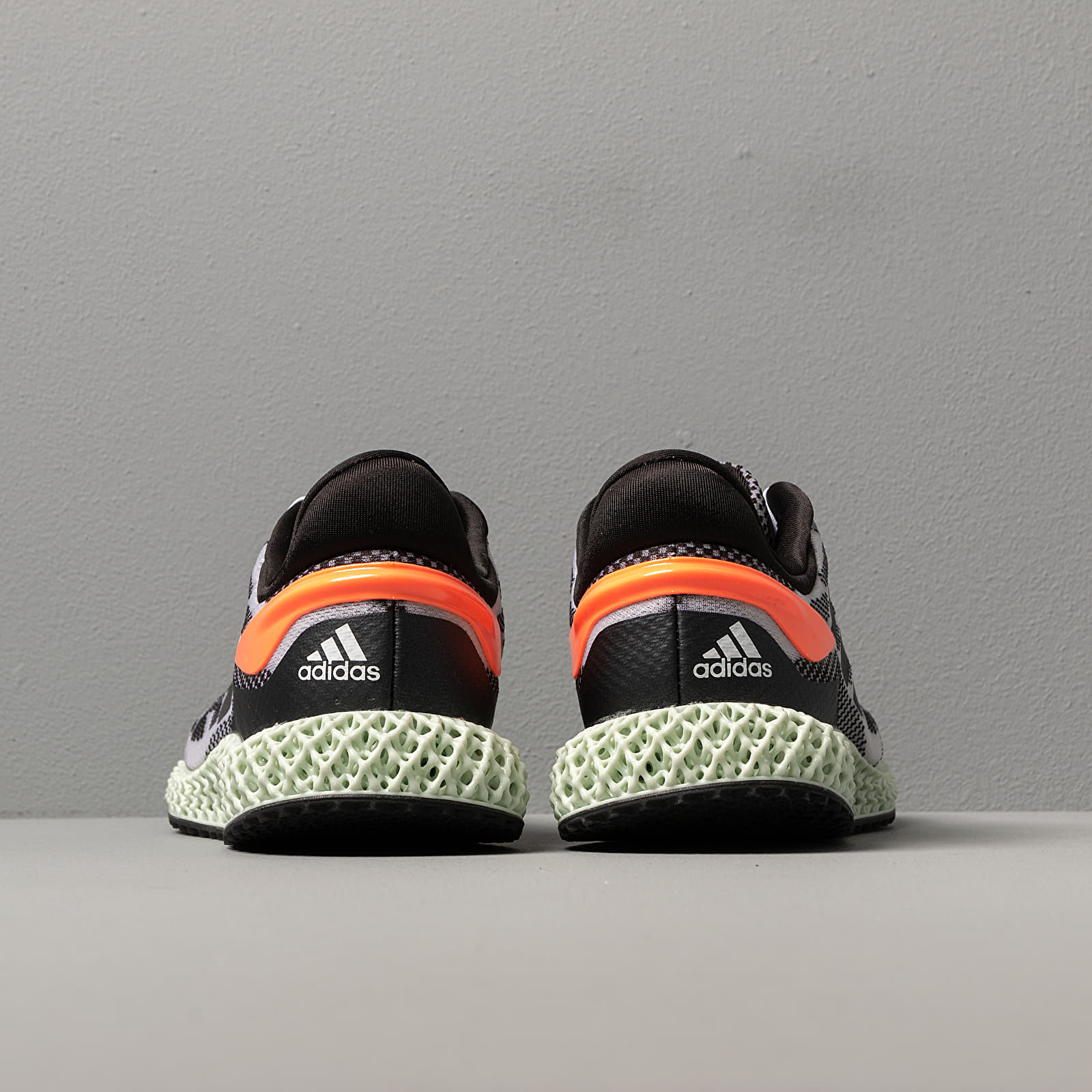 Pánské tenisky a boty adidas 4D Run 1.0 Ftw White/ Core Black/ Signature Coral