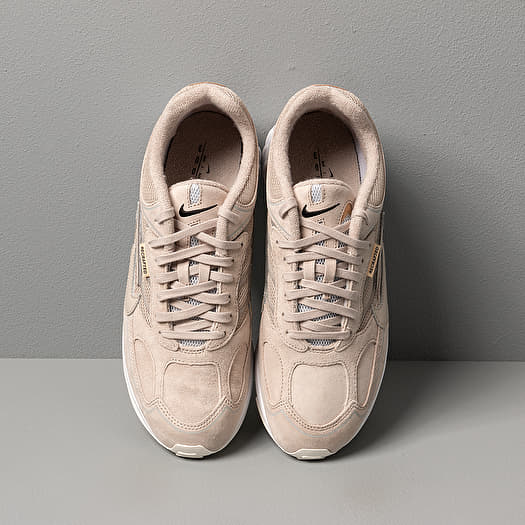 Nike ghost racer hot sale beige