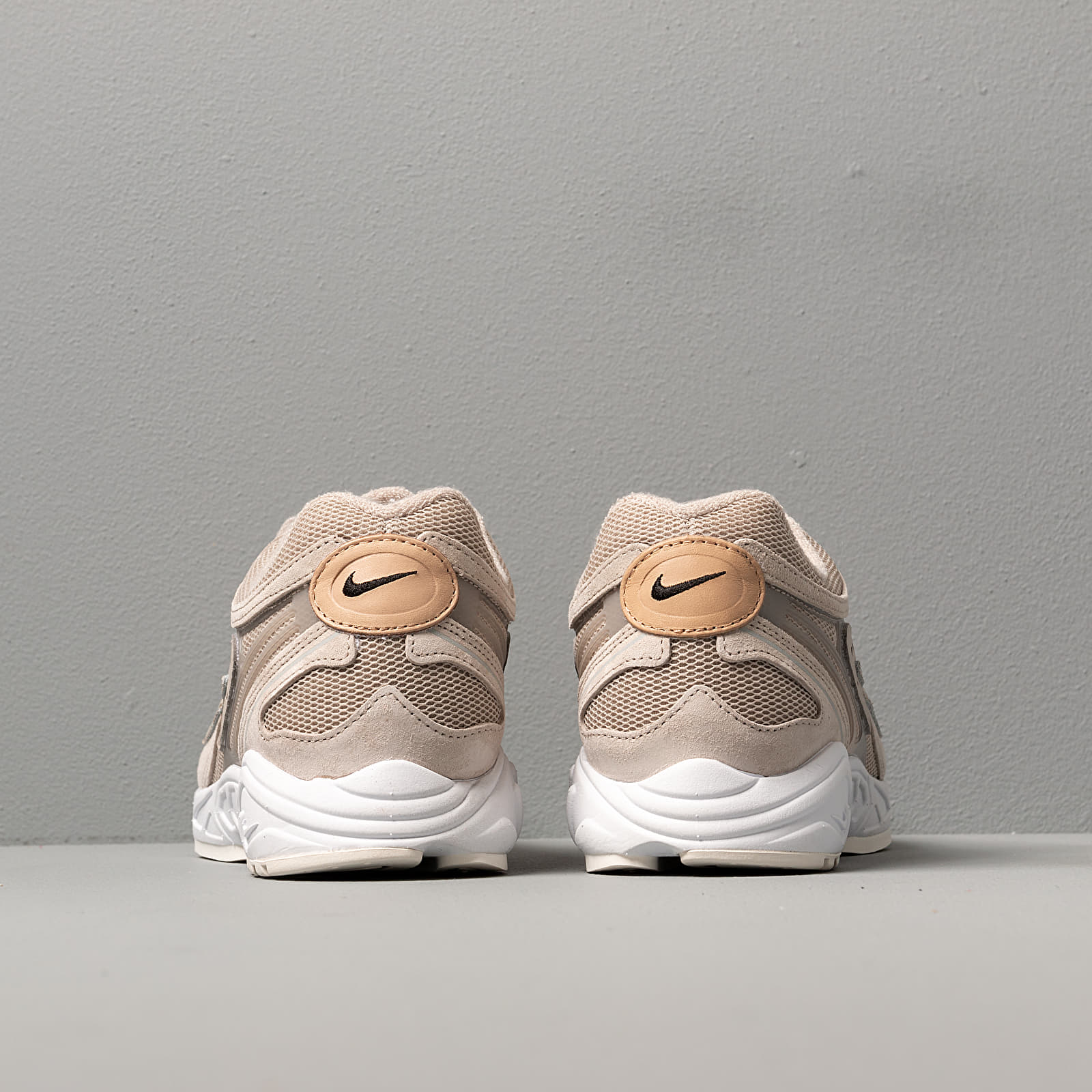 Herren Sneaker und Schuhe Nike Air Ghost Racer String/ String-White Onyx-Sail