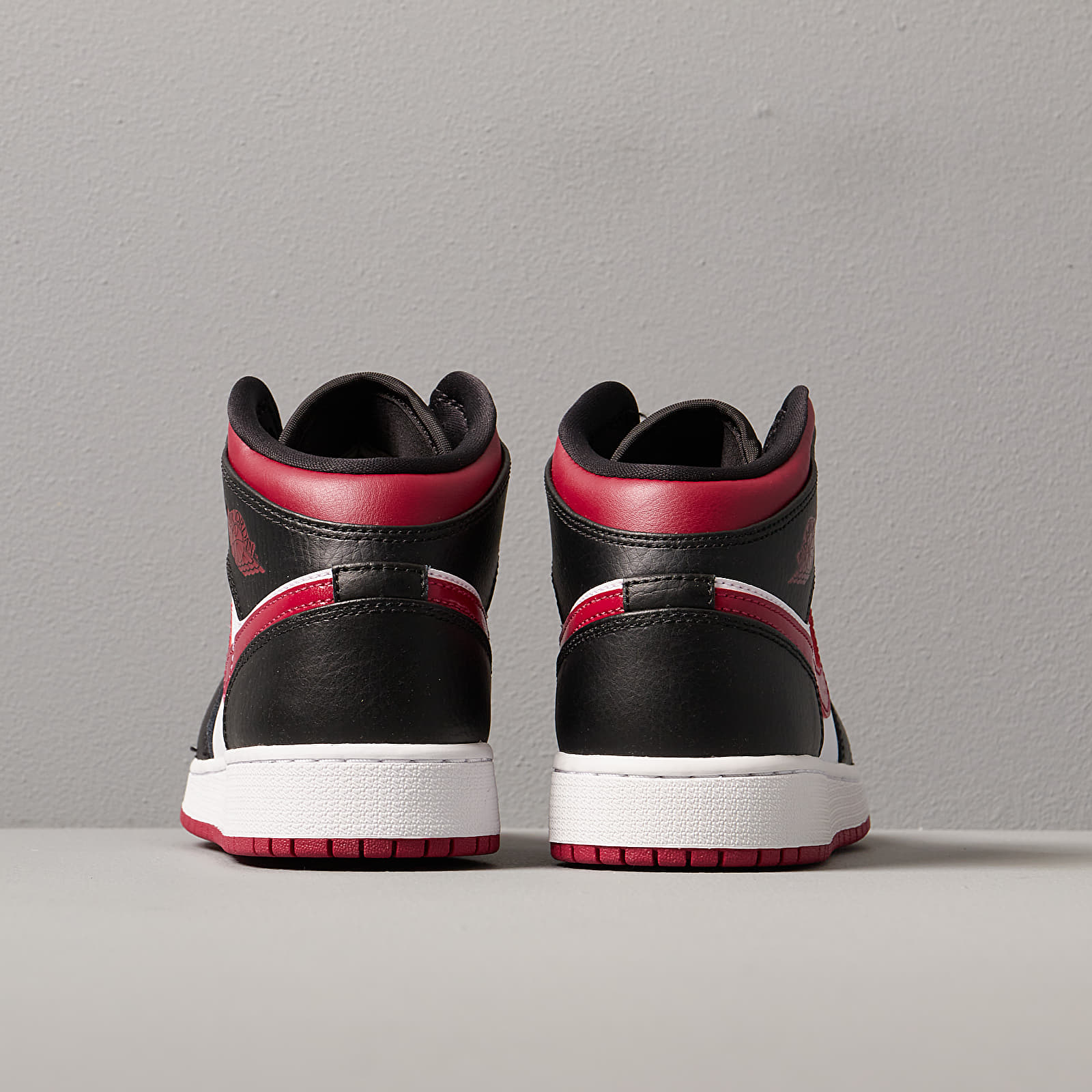 Dětské tenisky a boty Air Jordan 1 Mid (GS) Black/ Noble Red-White