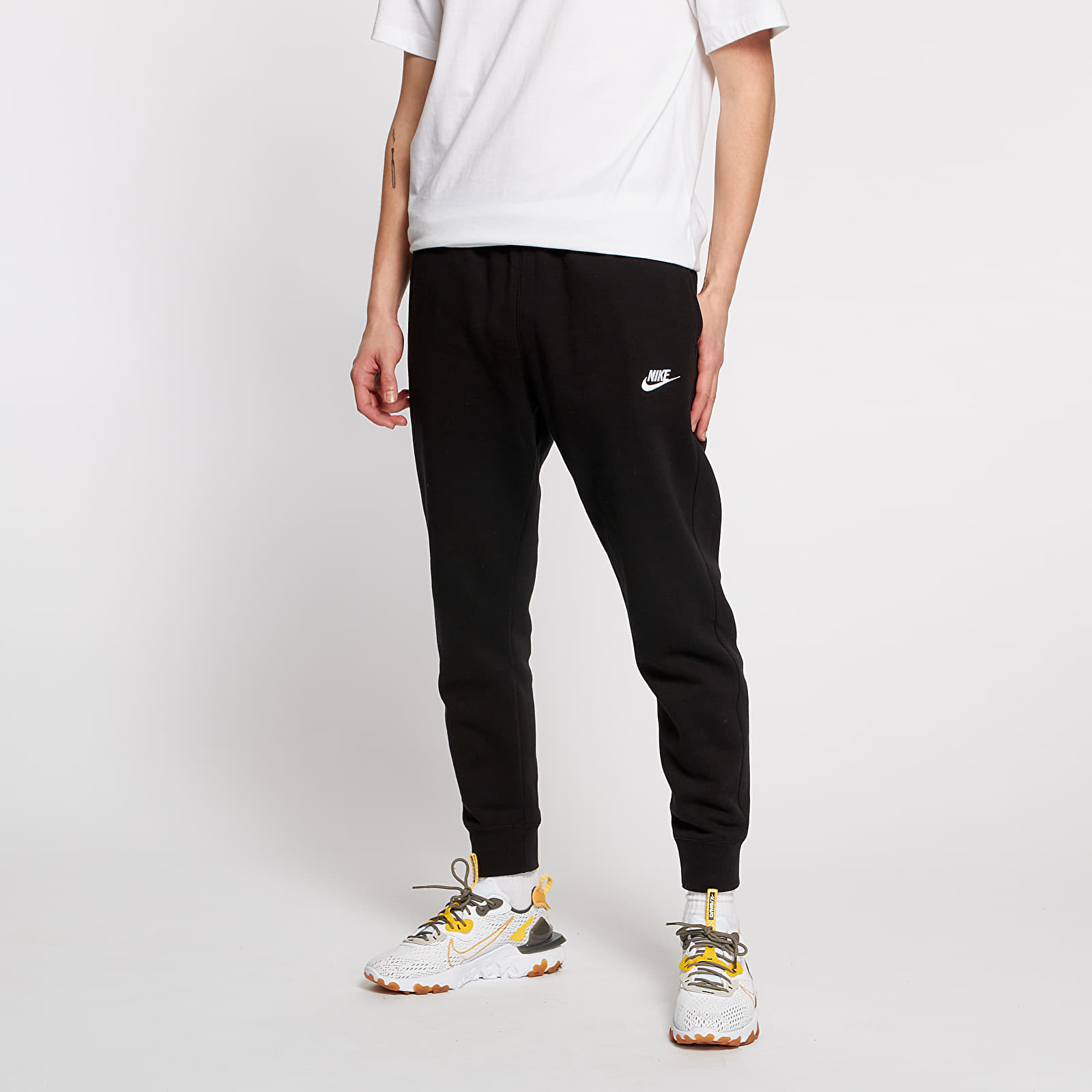 Džínsy a nohavice Nike Sportswear Club BB Jogger Fleece Pants Black/ Black/ White